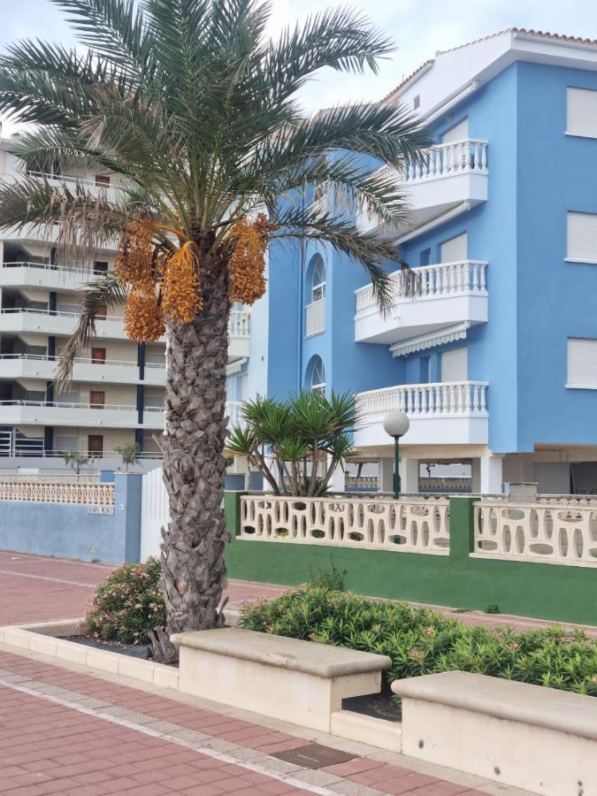 The Beach Across The Street Peniscola Luaran gambar