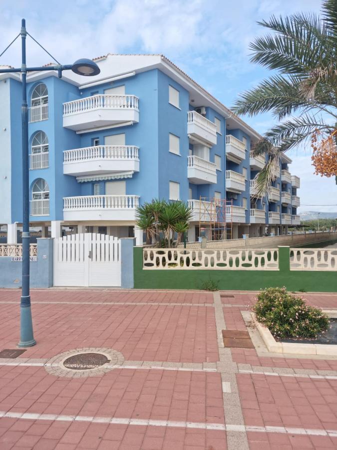 The Beach Across The Street Peniscola Luaran gambar